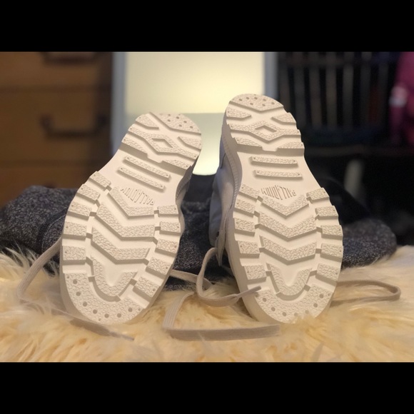 Women's Palladium Pampa Free CVS Chukka Boot 8.5 - Picture 2 of 6